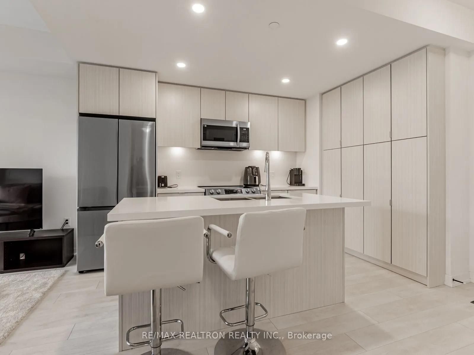 415 Sea Ray Avenue, #329