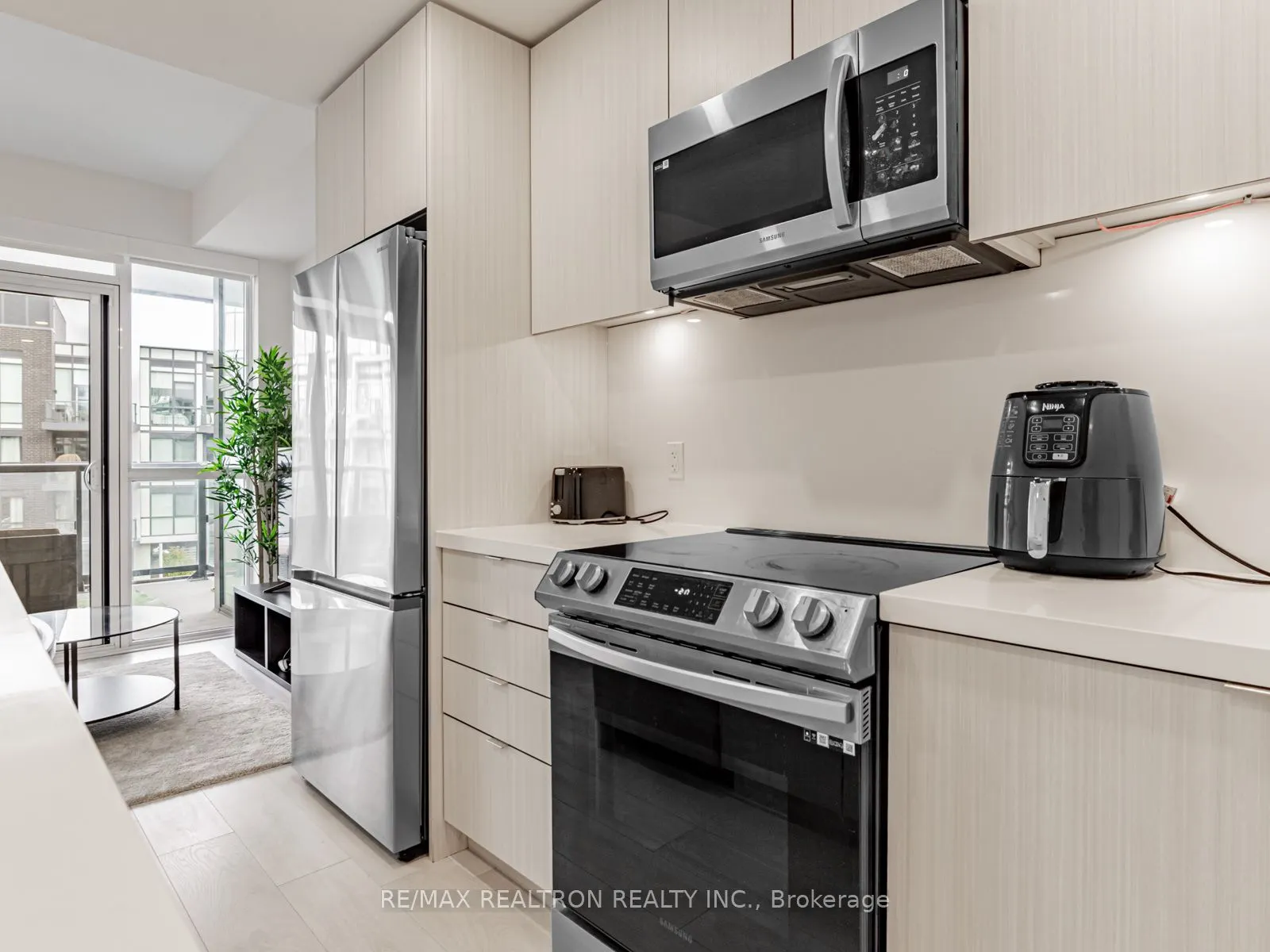 415 Sea Ray Avenue, #329