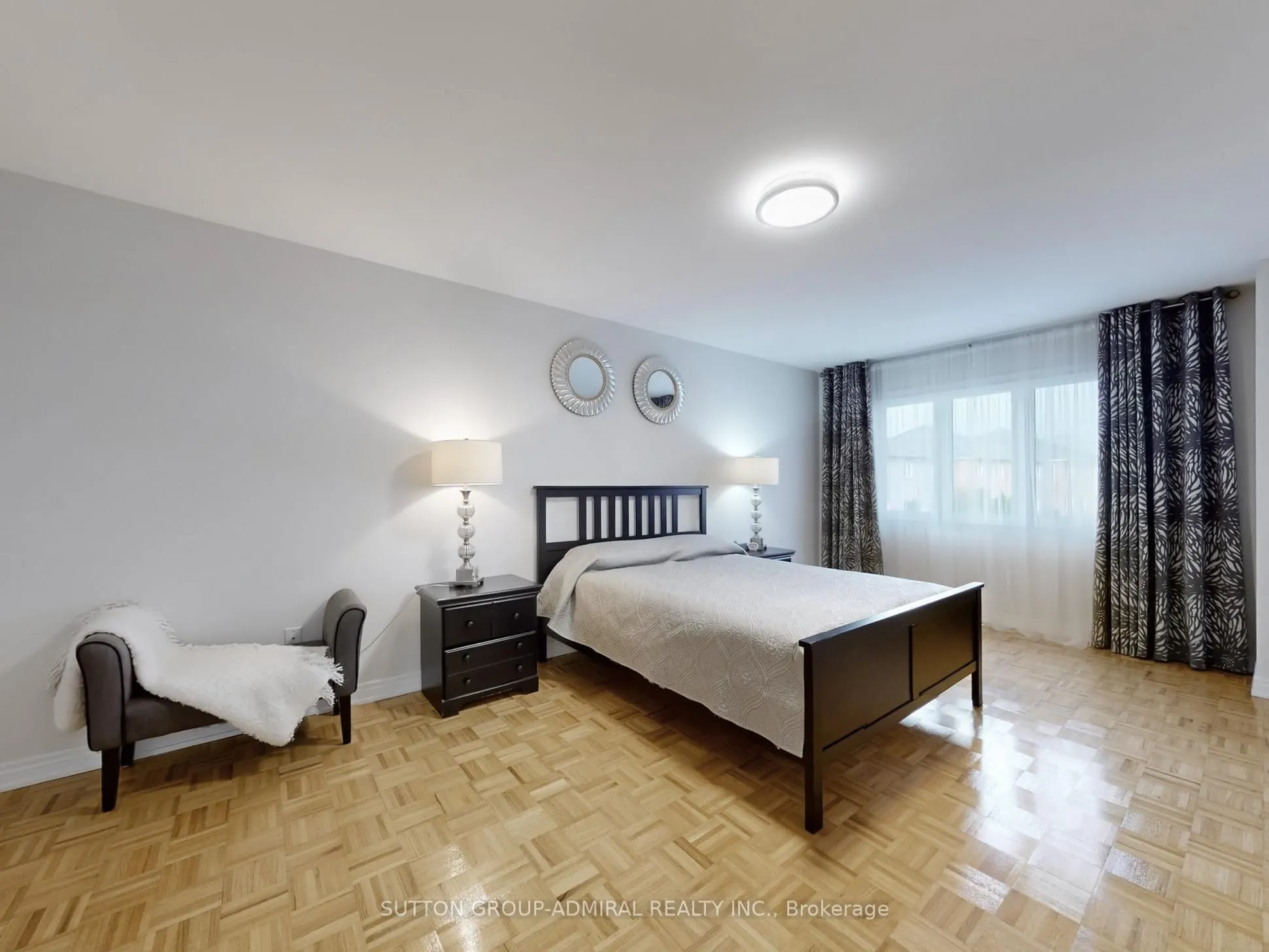 212 Lauderdale Drive