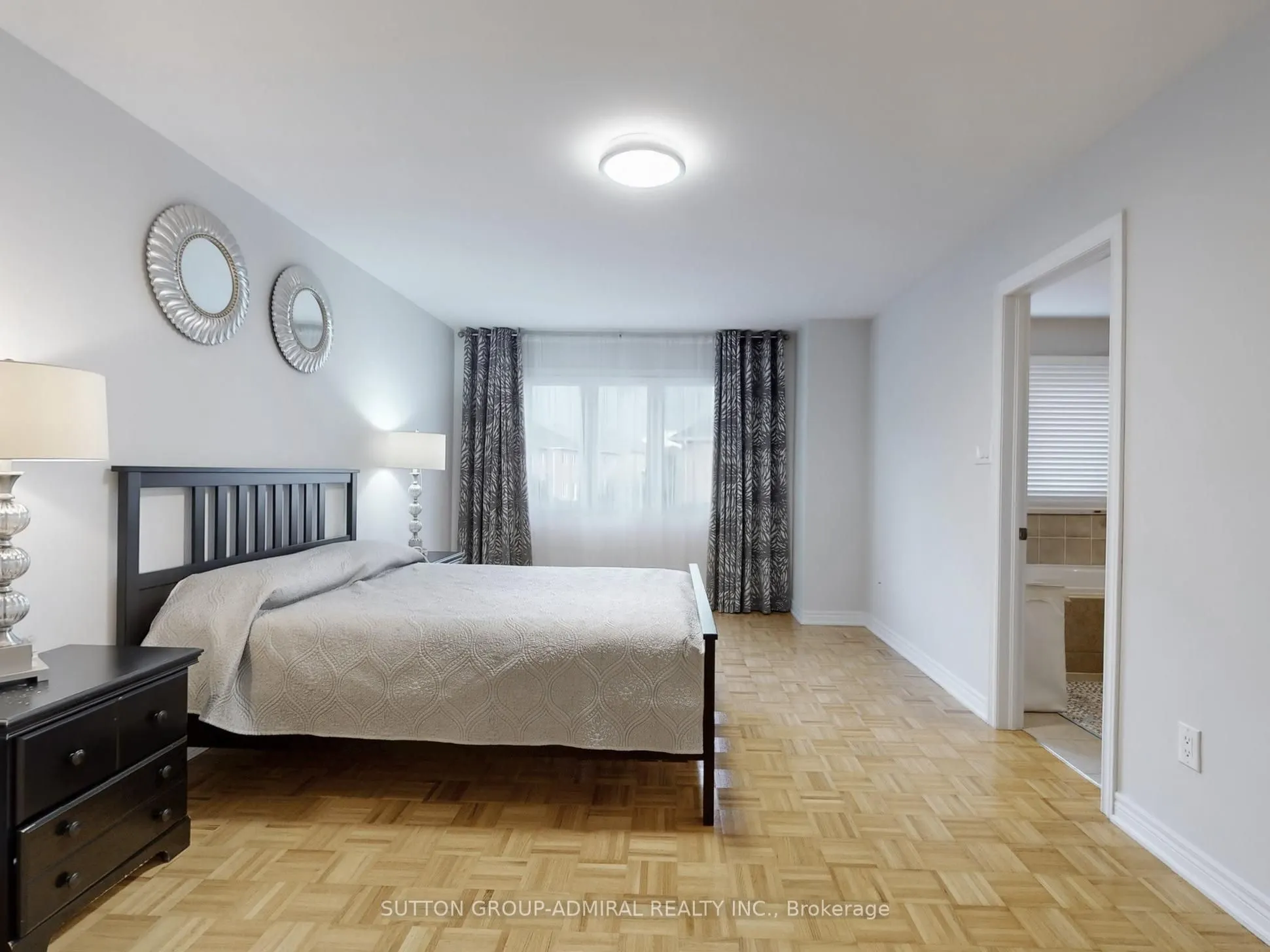 212 Lauderdale Drive