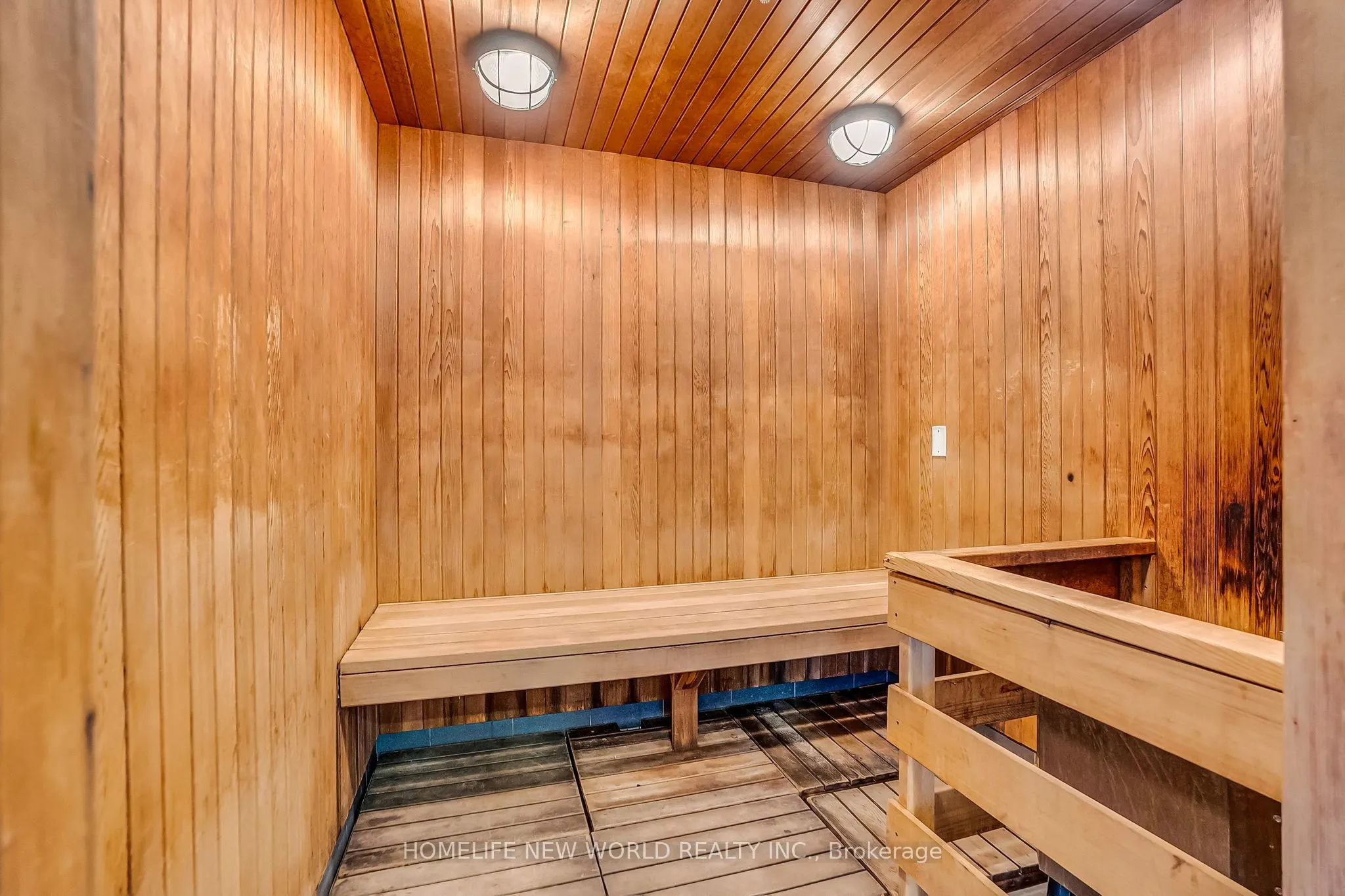 9205 Yonge Street, #1004