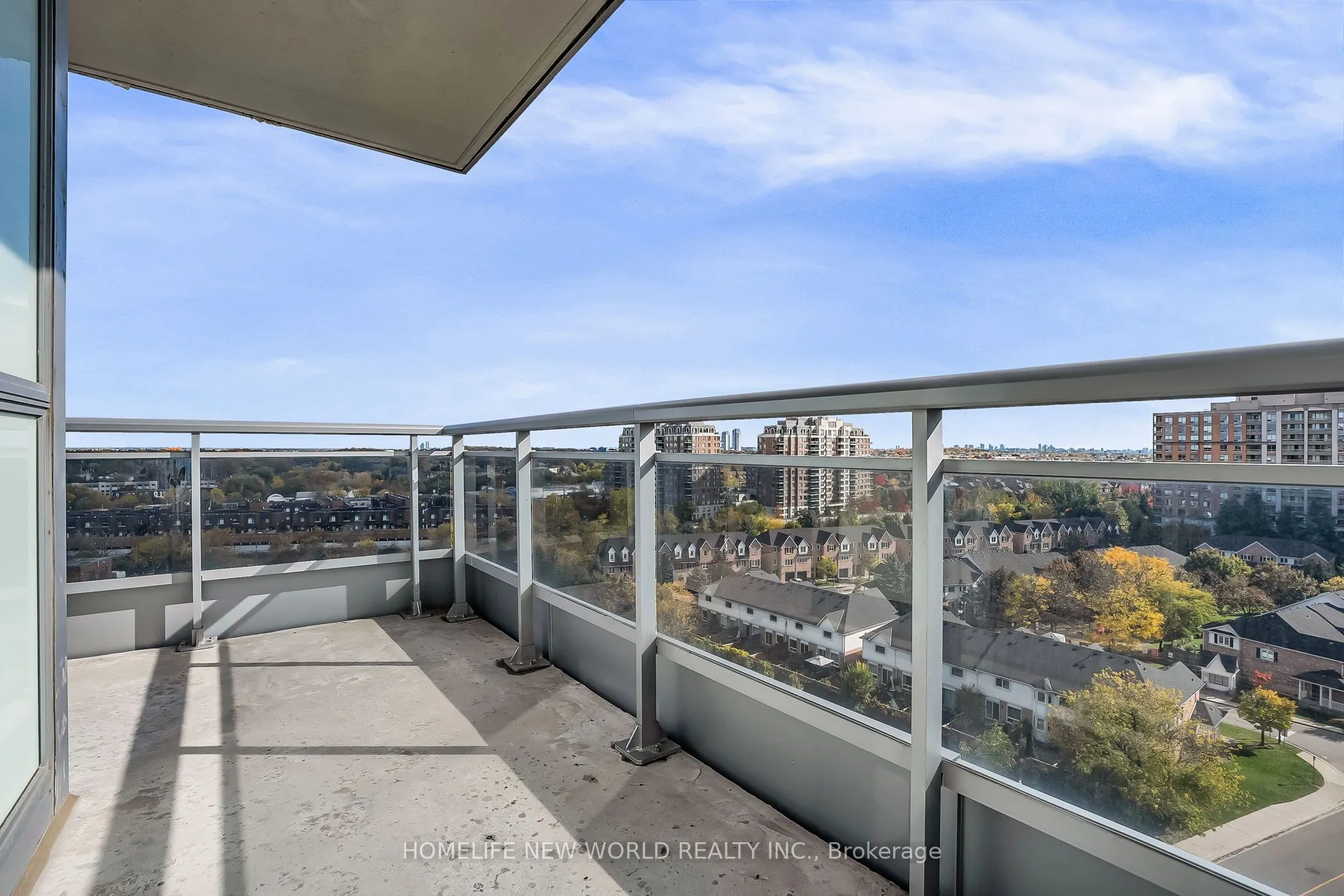 9205 Yonge Street, #1004