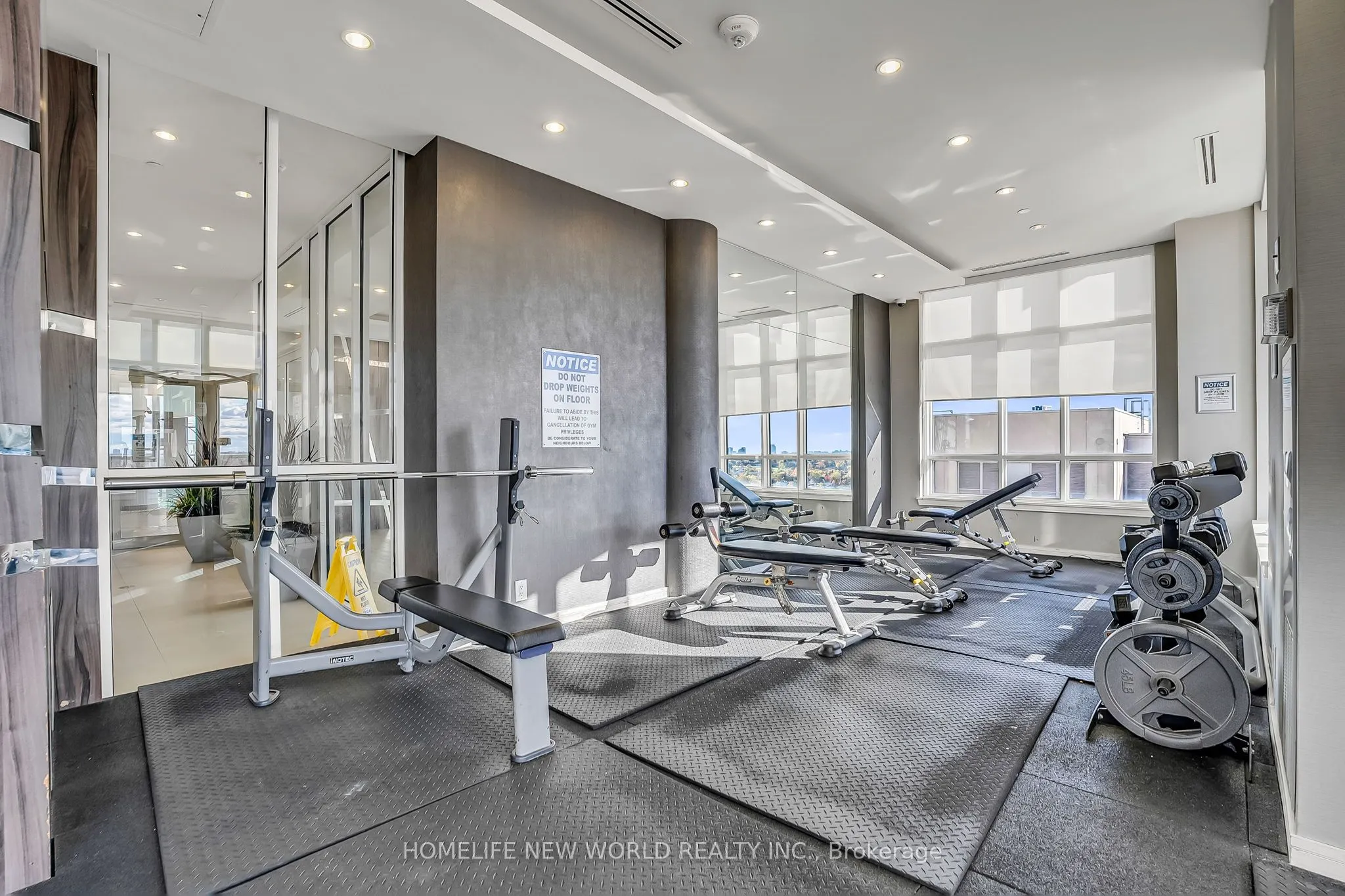 9205 Yonge Street, #1004