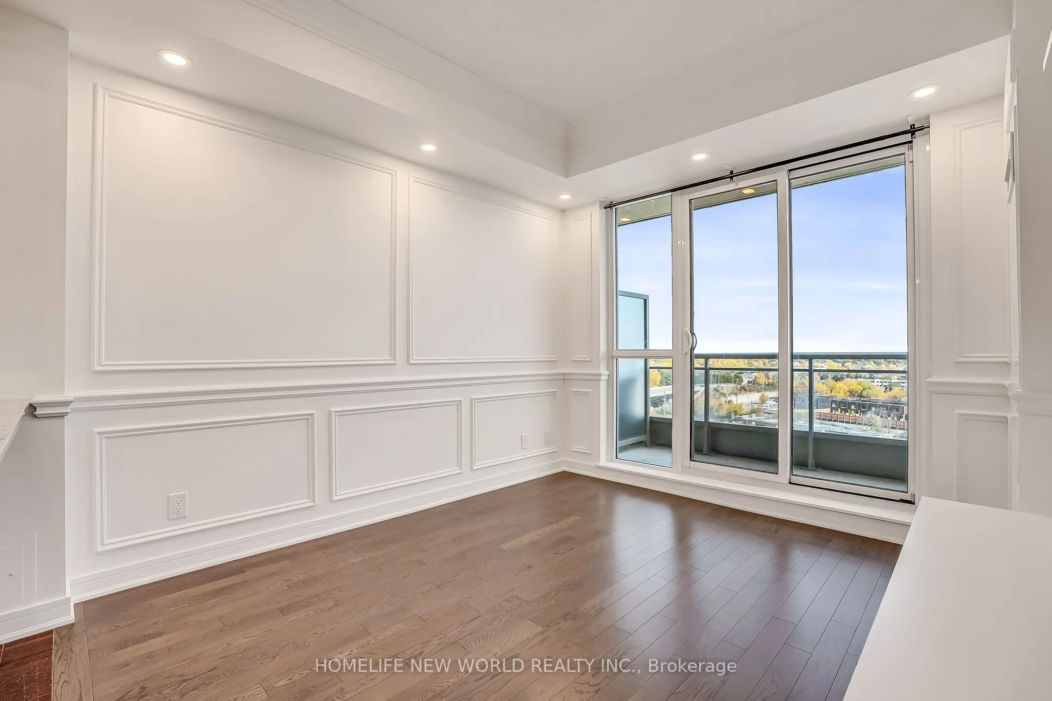 9205 Yonge Street, #1004