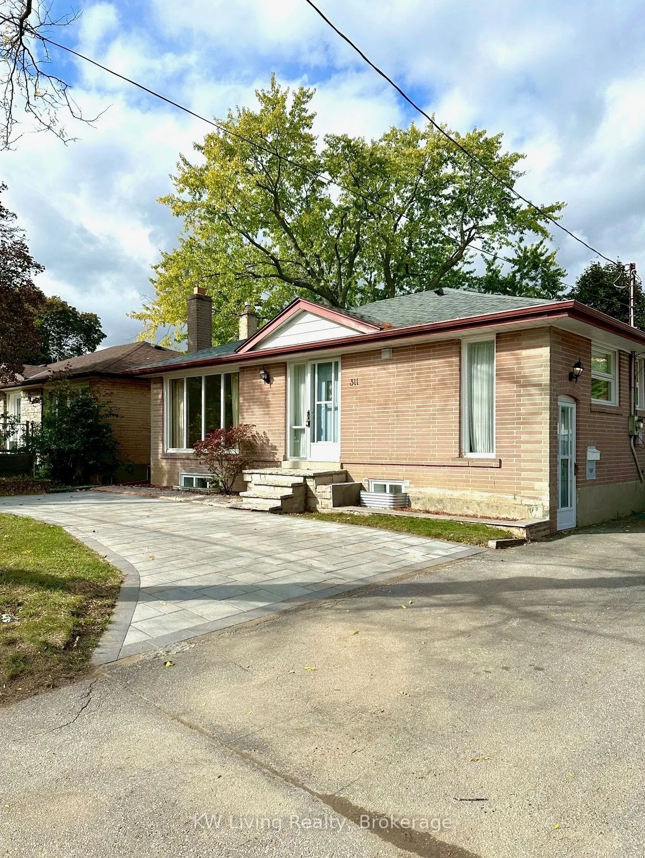 311 Boisdale Avenue, #Main Floor