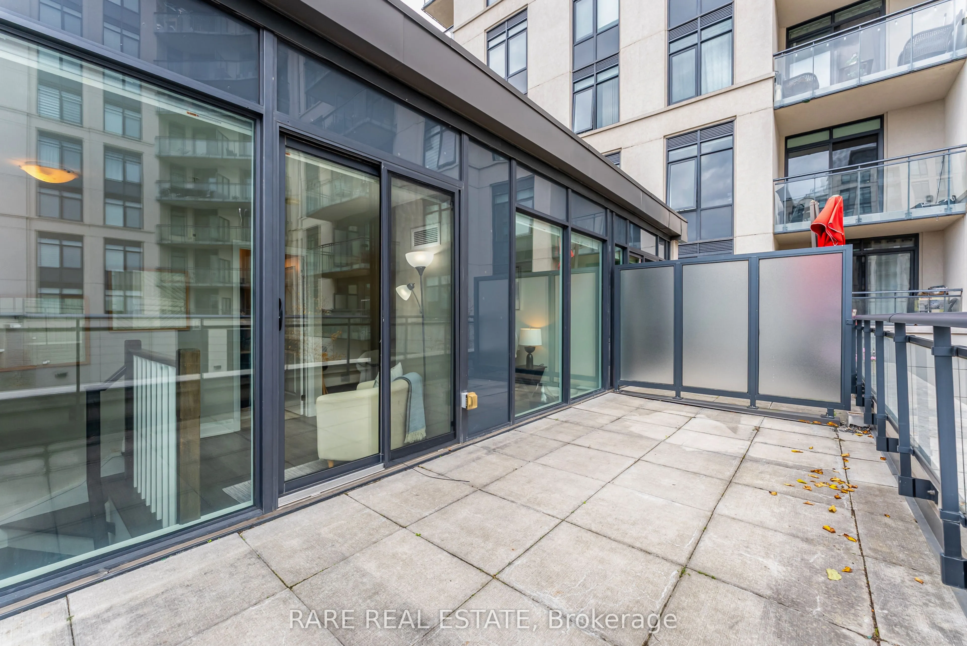 24 WOODSTREAM Boulevard, #118