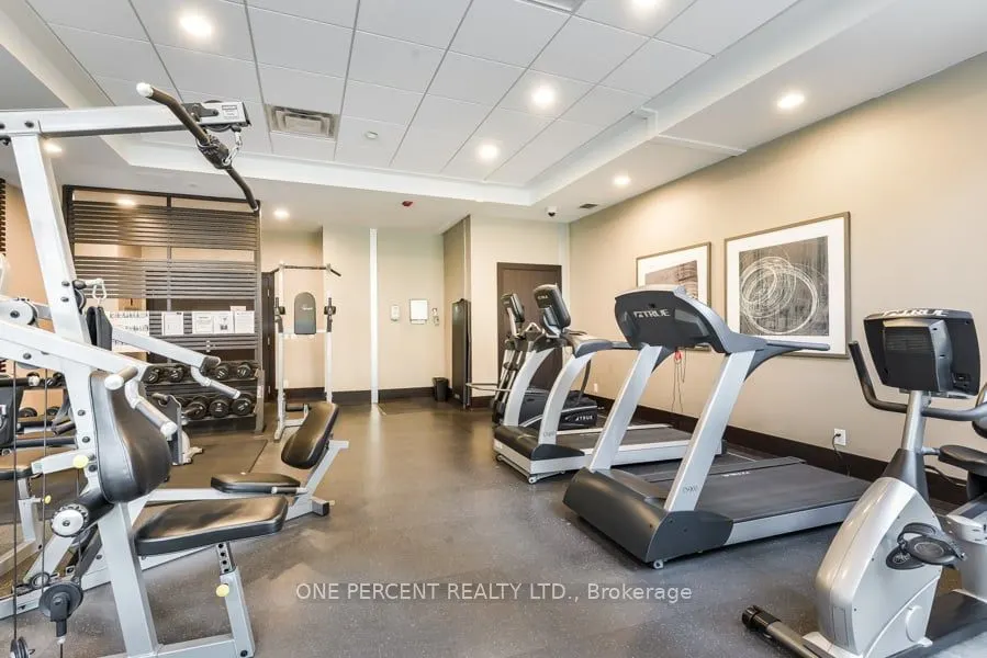 21 Upper Duke Crescent, #401