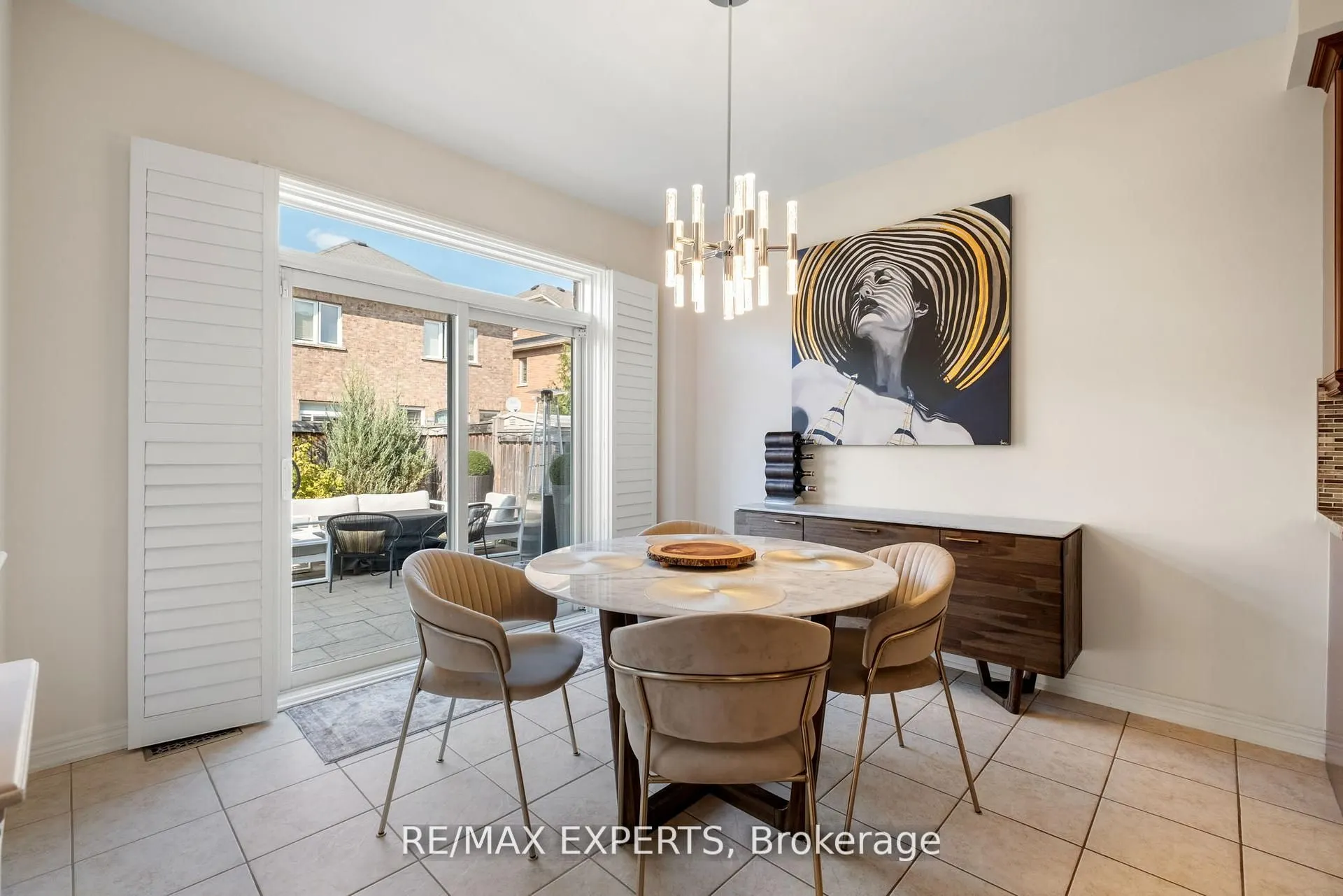 40 Heron Hollow Avenue