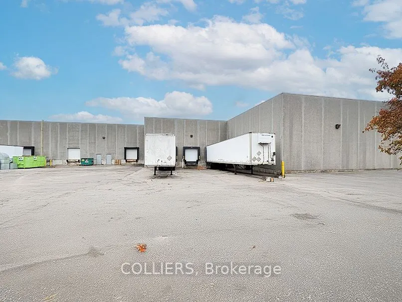 9094 Leslie Street, #1