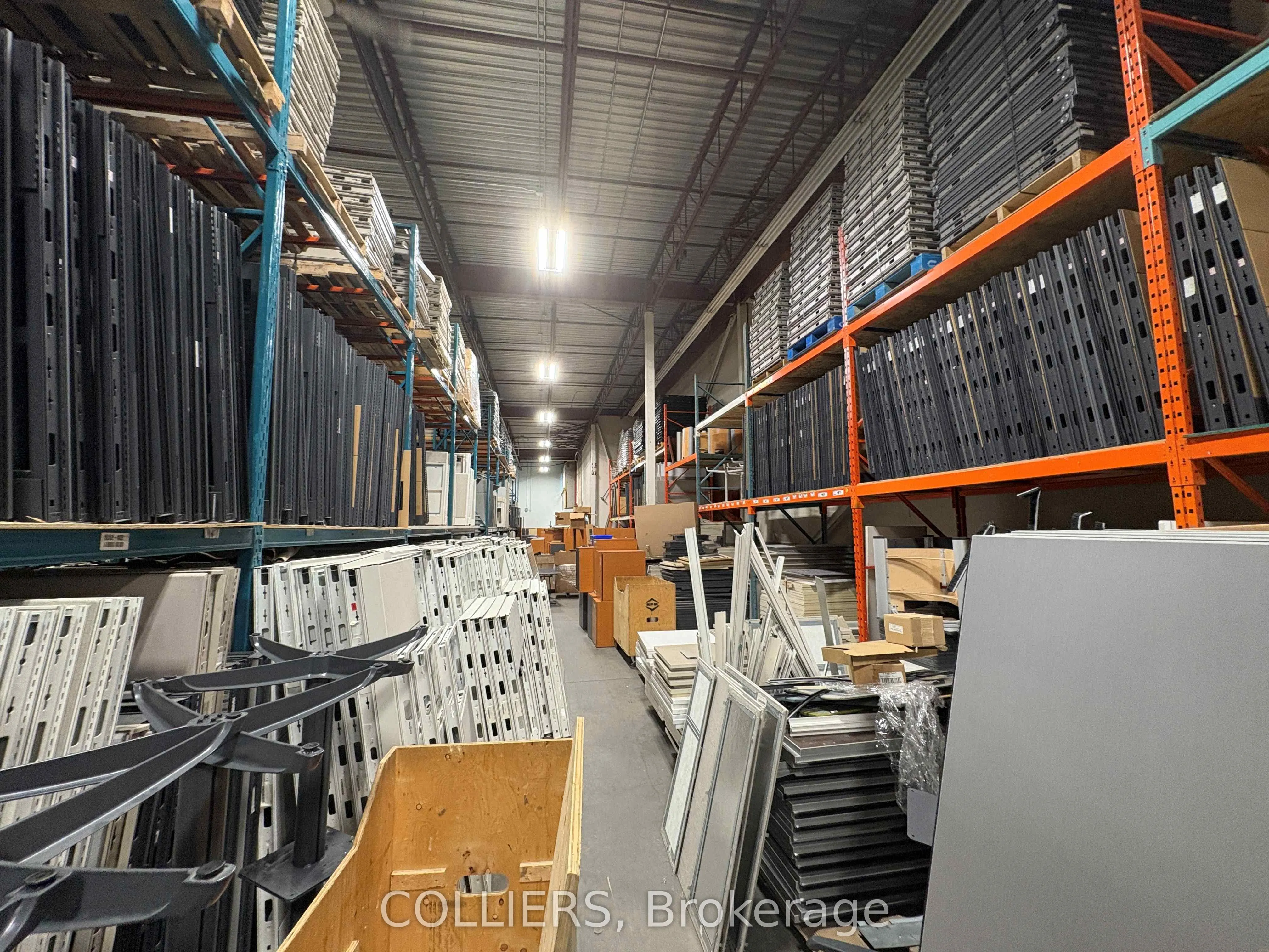 9094 Leslie Street, #1