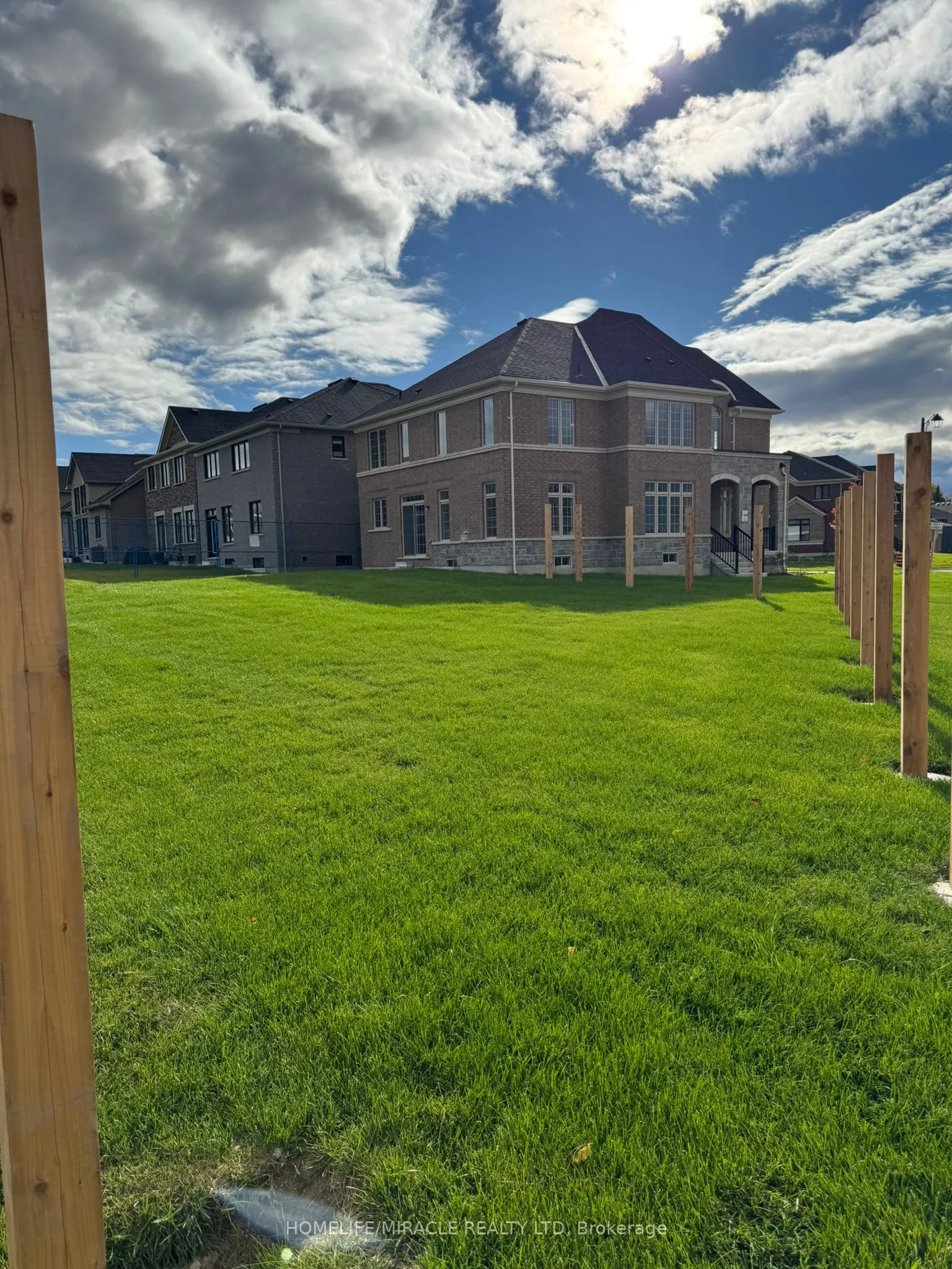 11 Cranes Heights