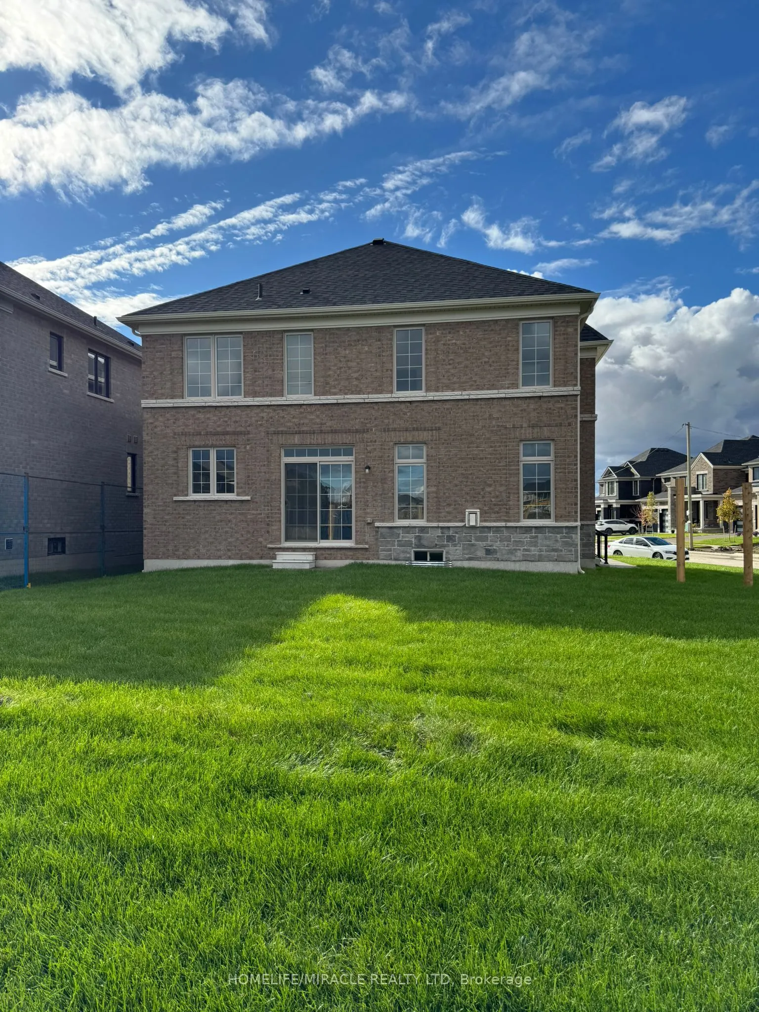 11 Cranes Heights