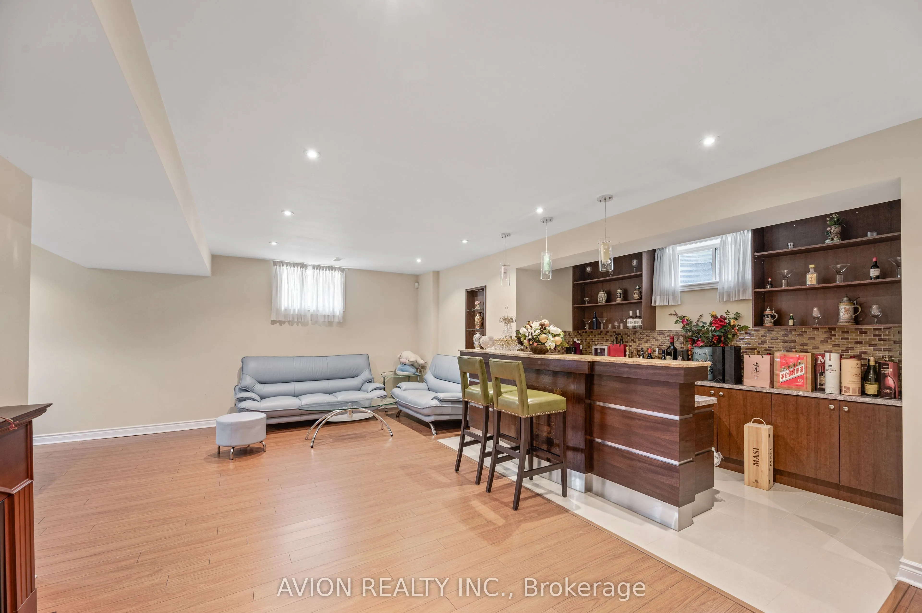 55 Frybrook Crescent
