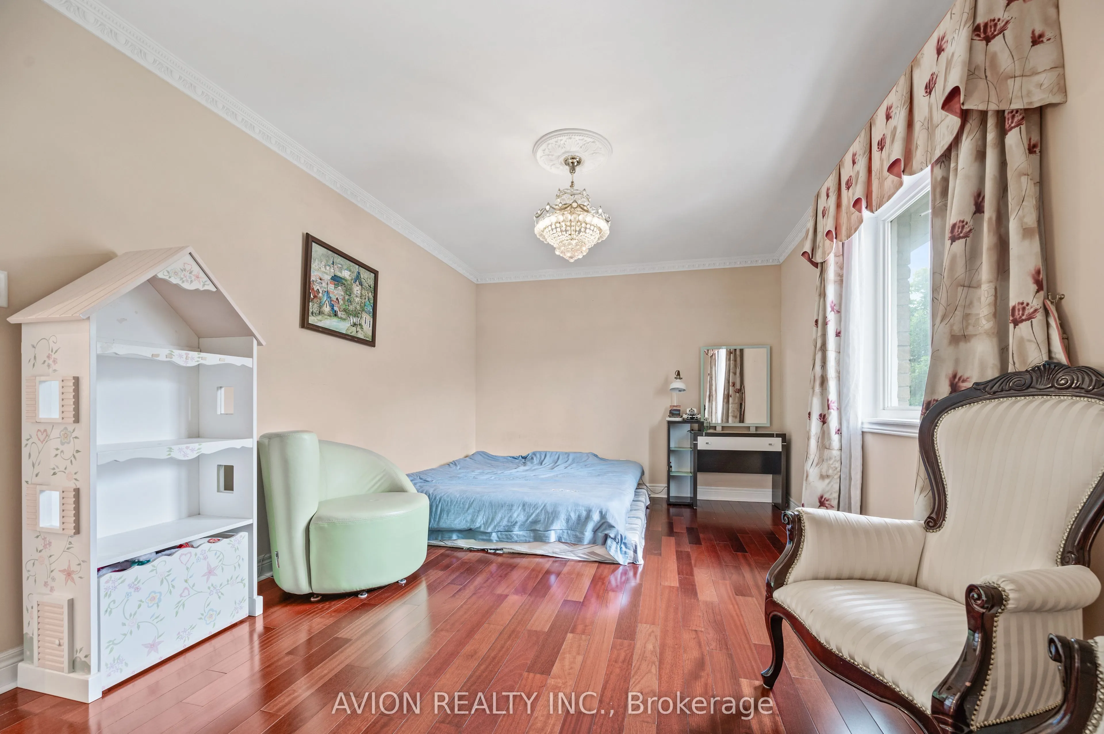 55 Frybrook Crescent
