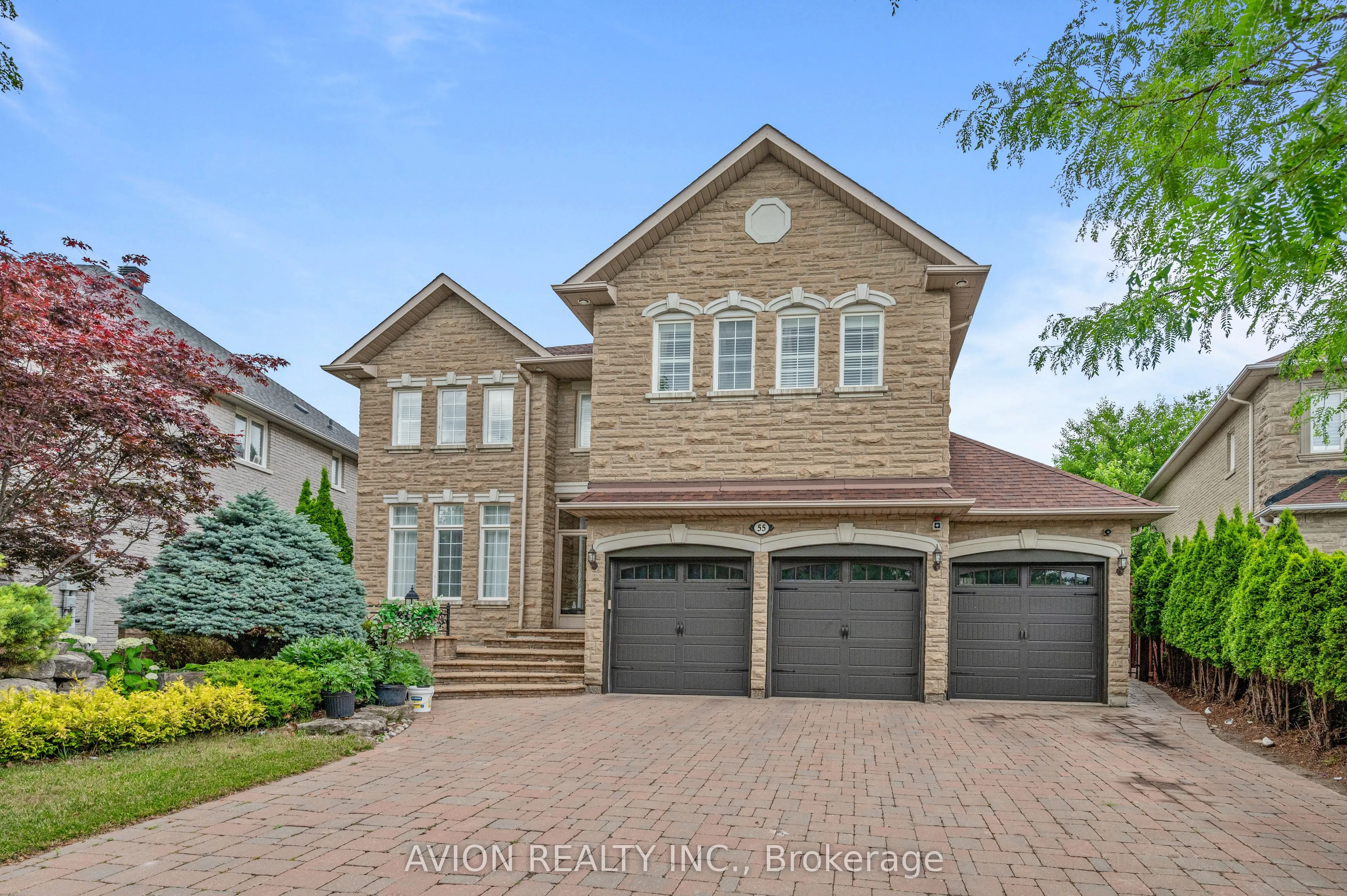 55 Frybrook Crescent