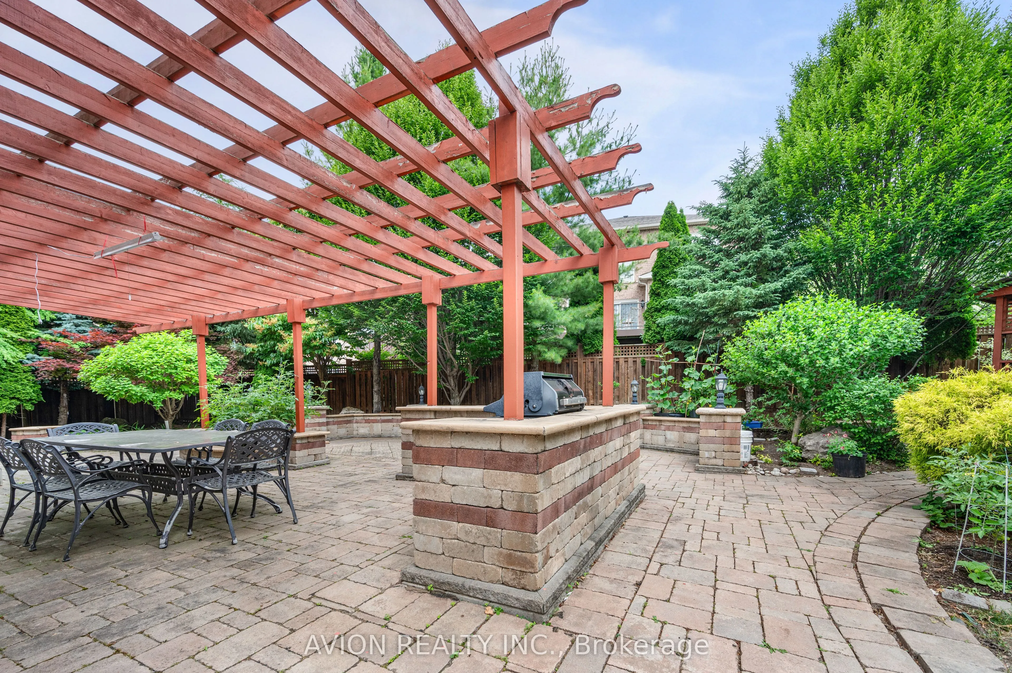 55 Frybrook Crescent