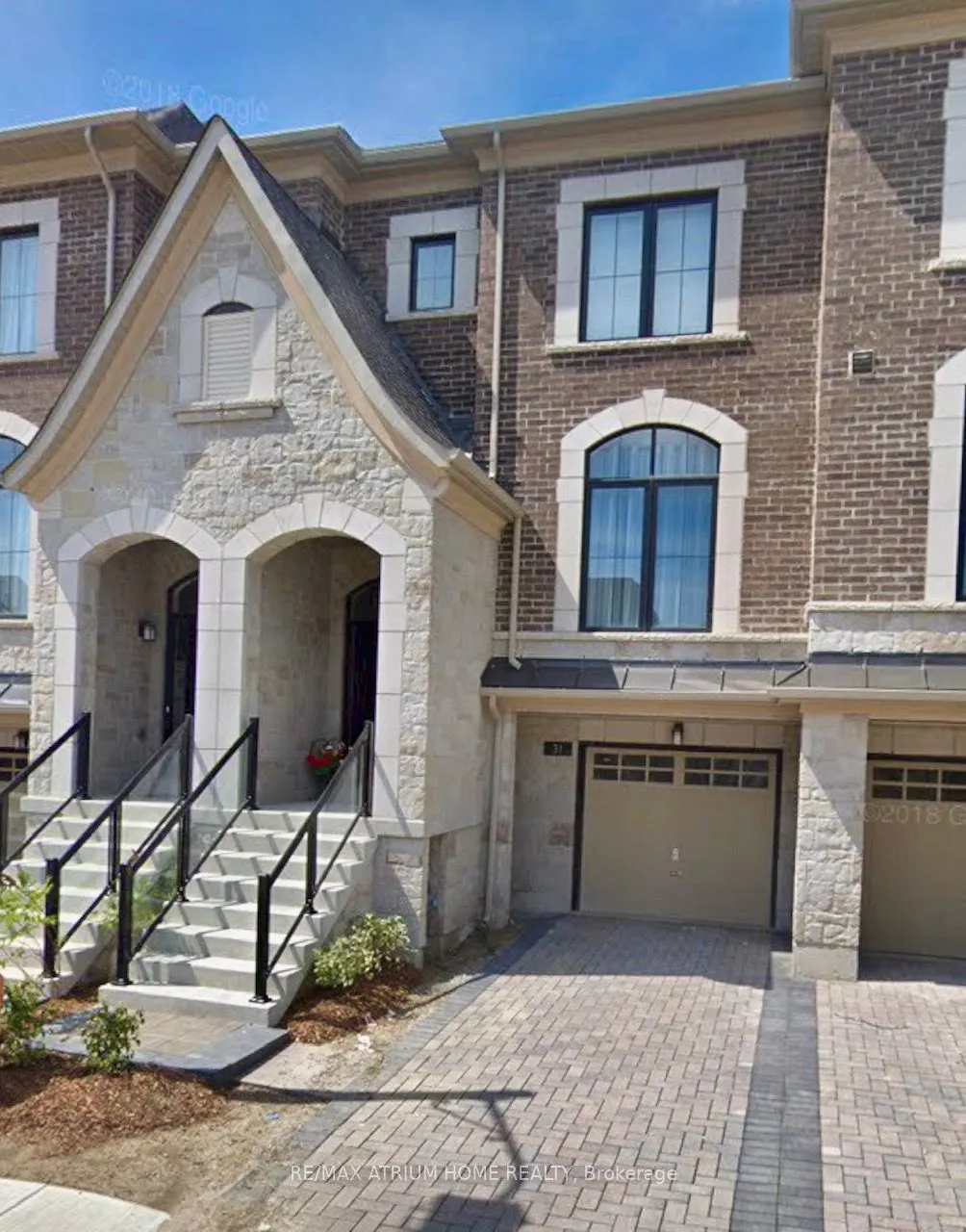 31 Duncombe Lane