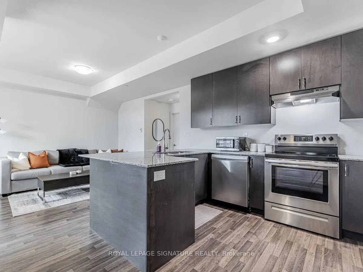 370C Red Maple Road, #77