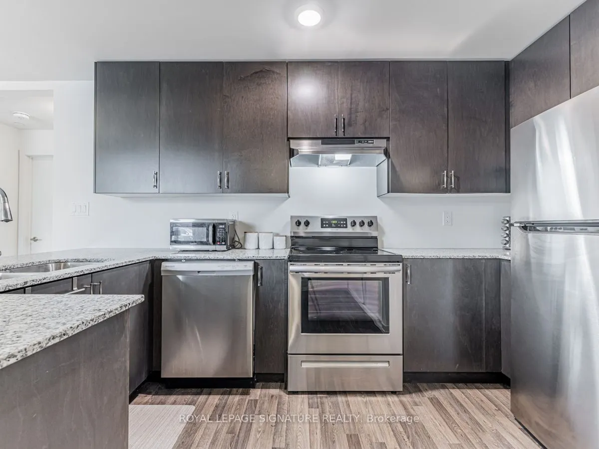 370C Red Maple Road, #77