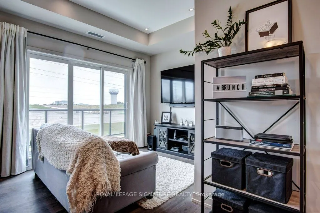 555 William Graham Drive, #422