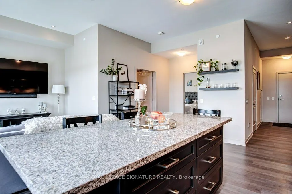 555 William Graham Drive, #422