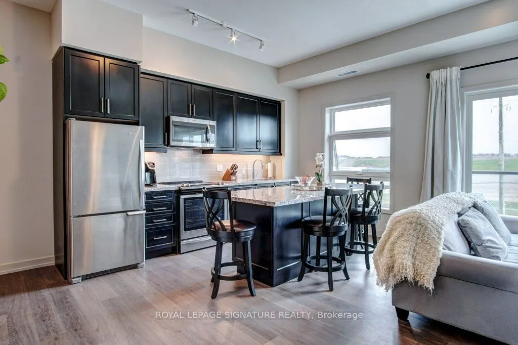 555 William Graham Drive, #422