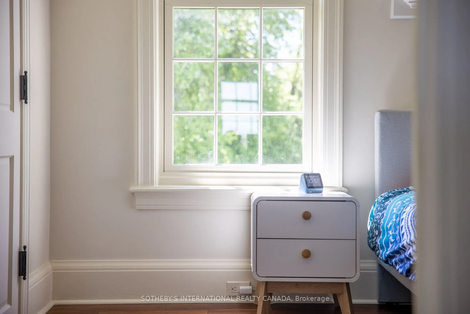 220 Old Yonge Street