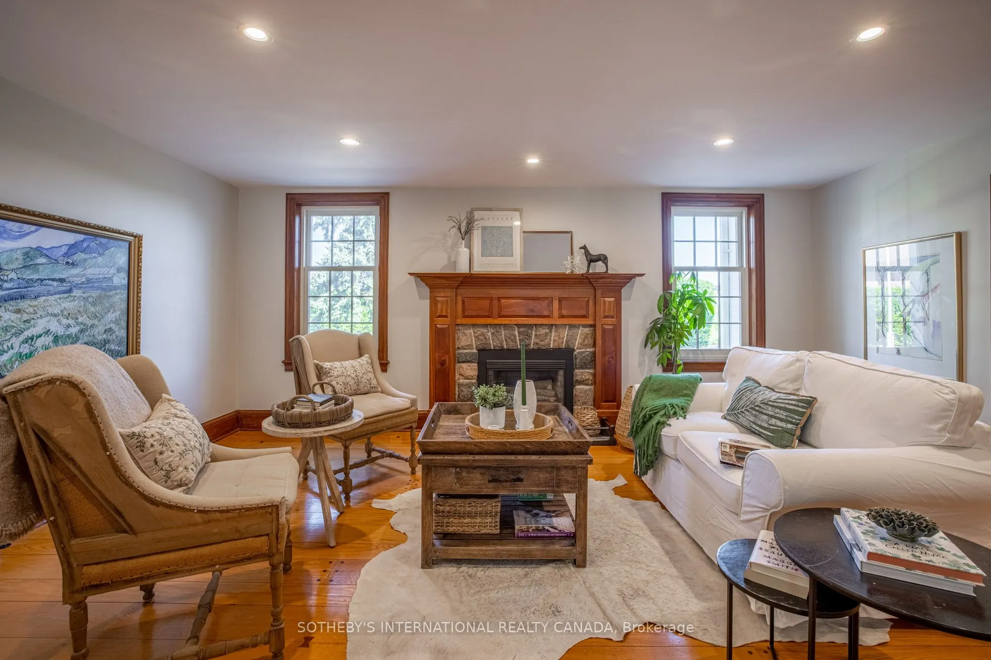 220 Old Yonge Street