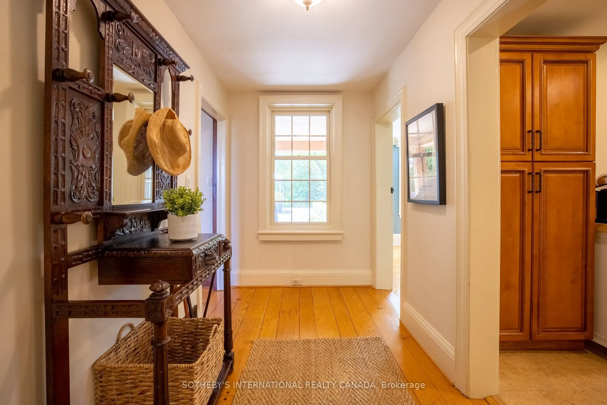 220 Old Yonge Street