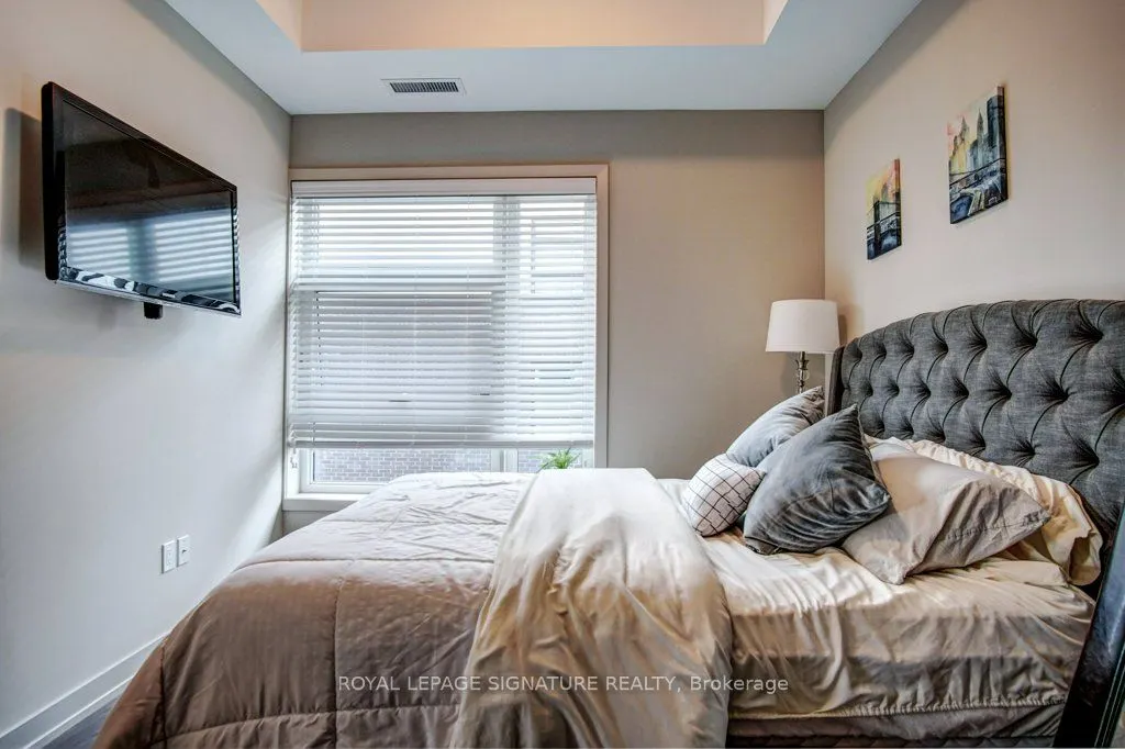 555 William Graham Drive, #422