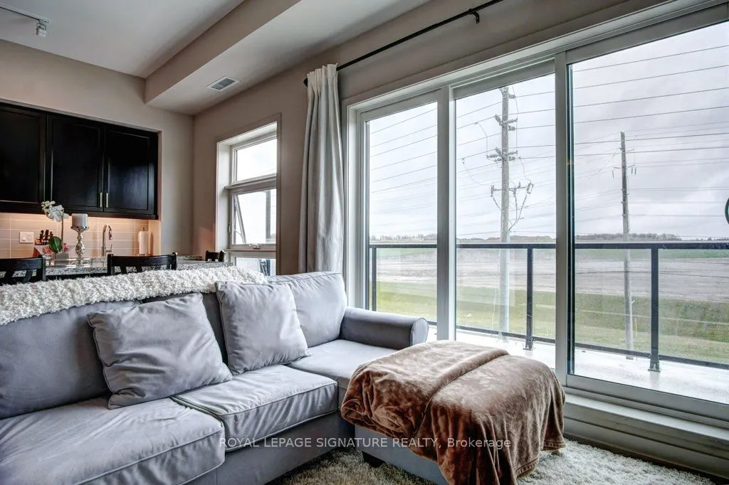 555 William Graham Drive, #422