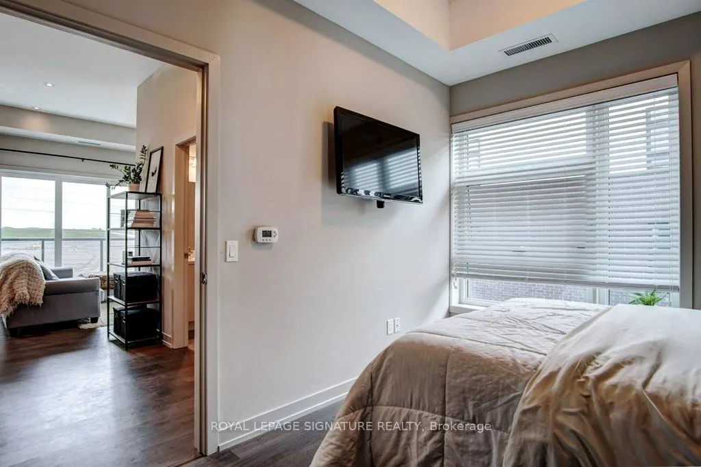 555 William Graham Drive, #422