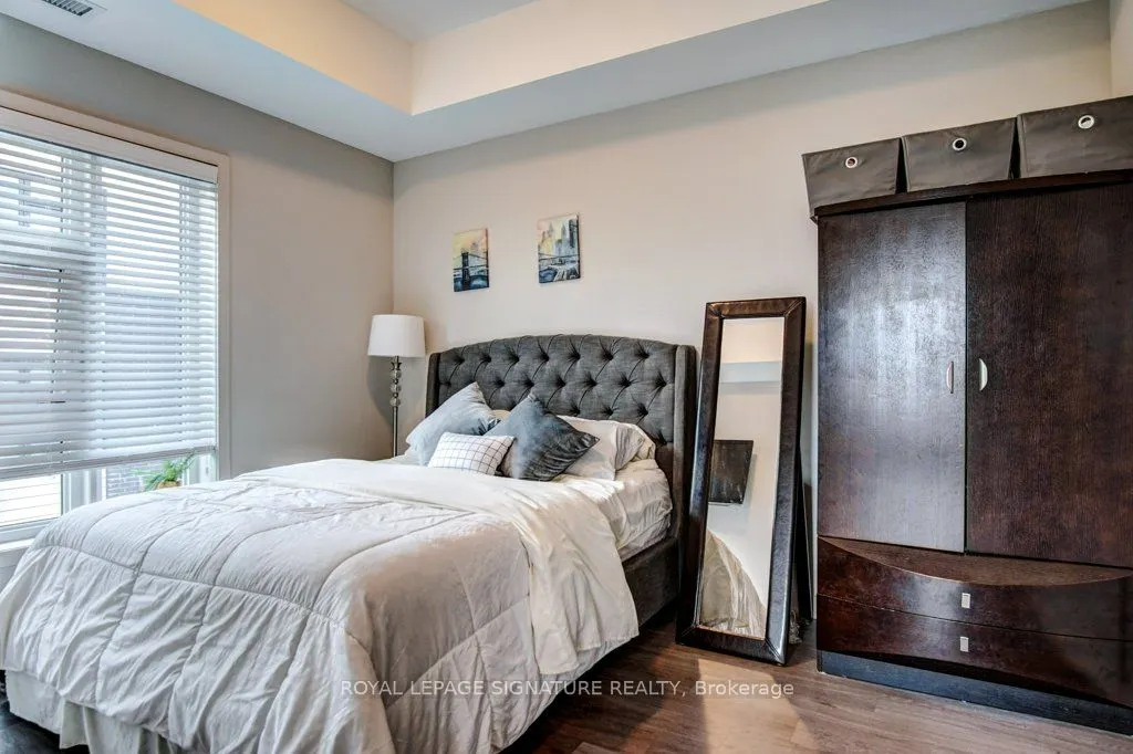 555 William Graham Drive, #422