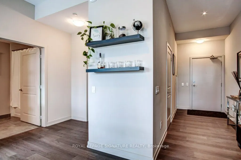 555 William Graham Drive, #422