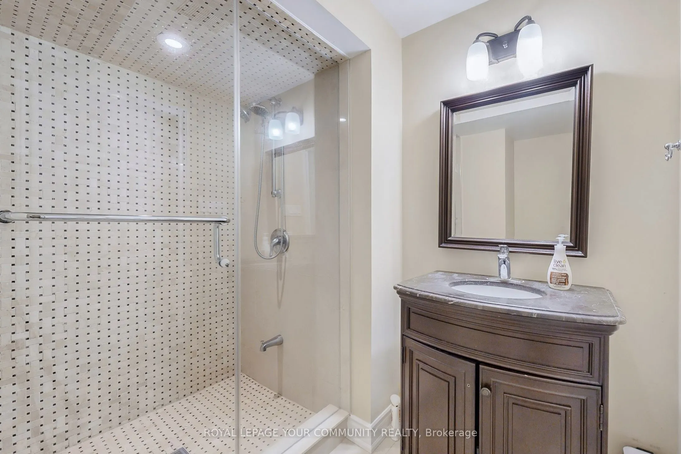 104 Pentland Crescent S