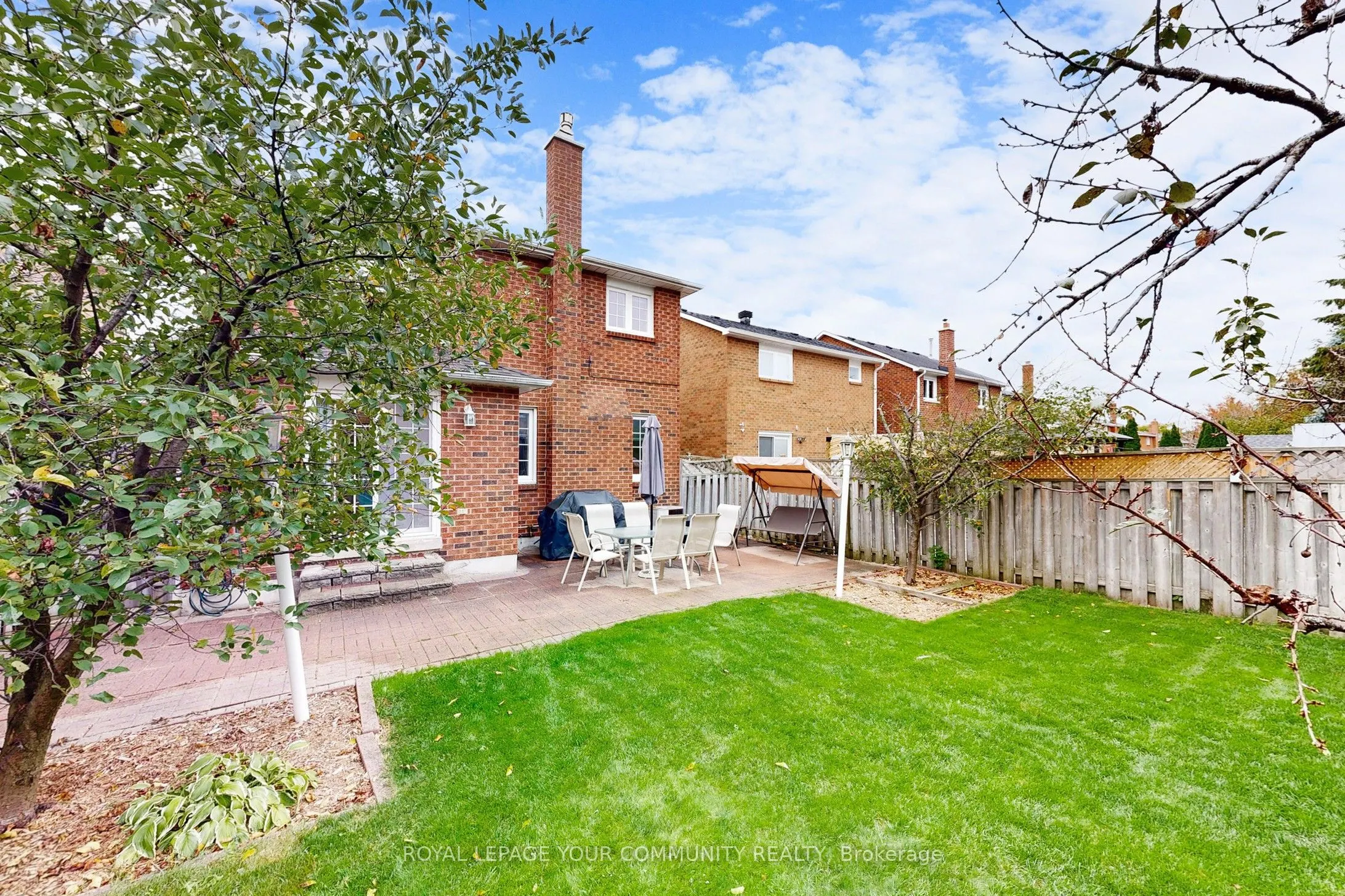 104 Pentland Crescent S