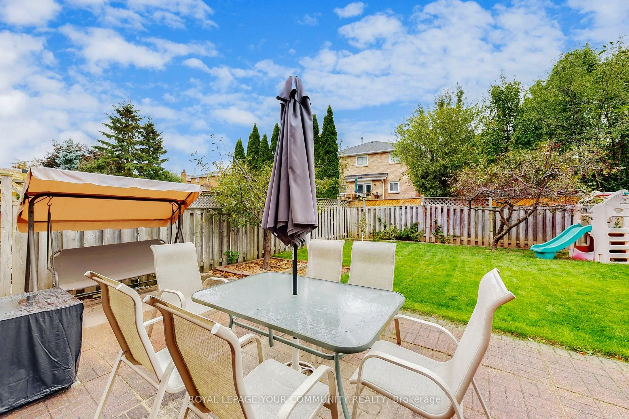 104 Pentland Crescent S