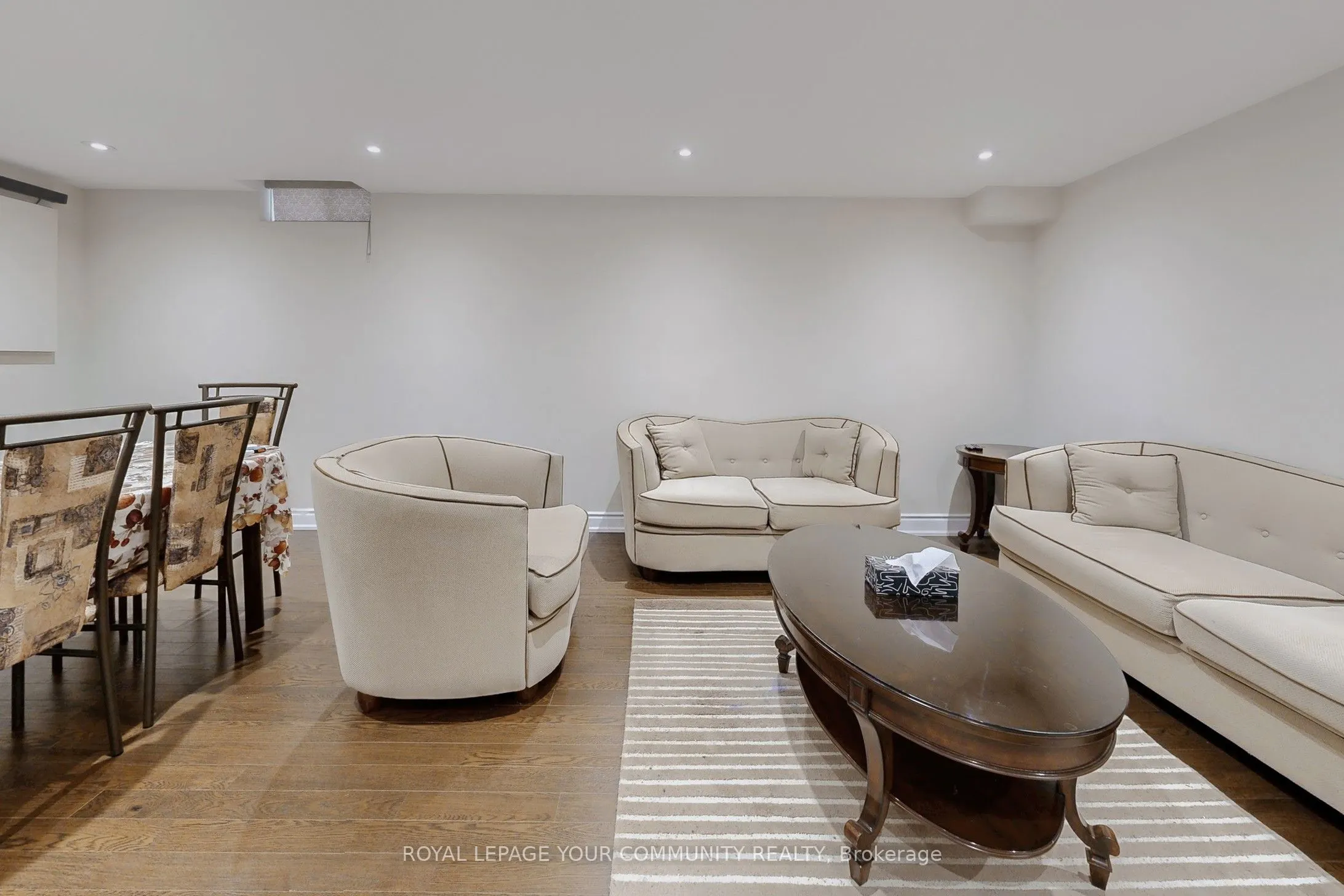 104 Pentland Crescent S