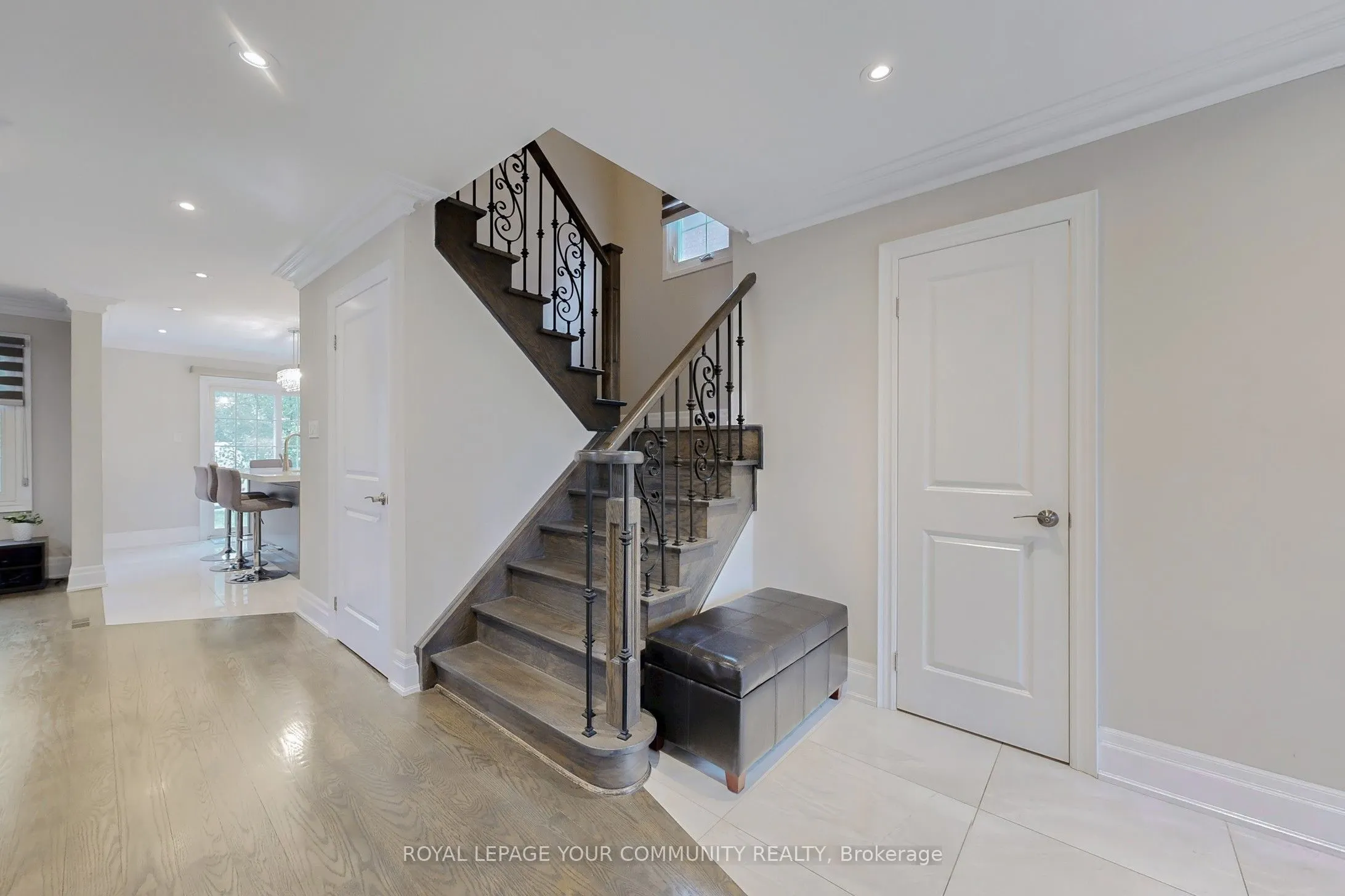 104 Pentland Crescent S