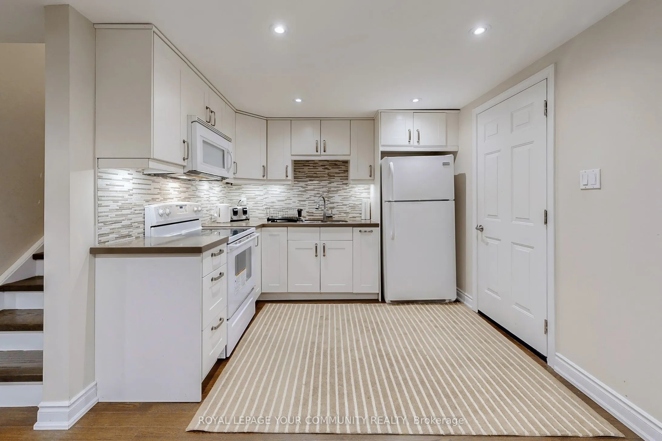 104 Pentland Crescent S