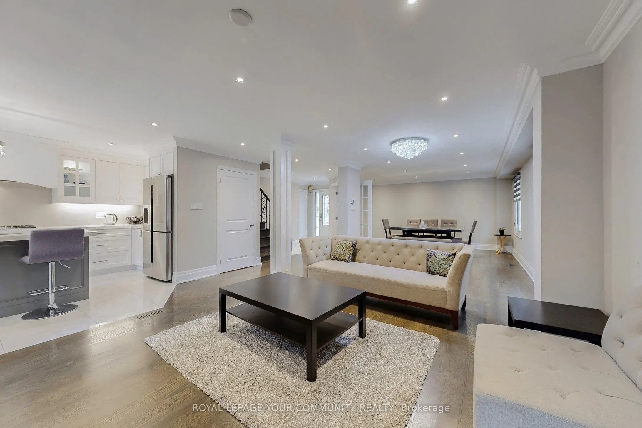 104 Pentland Crescent S