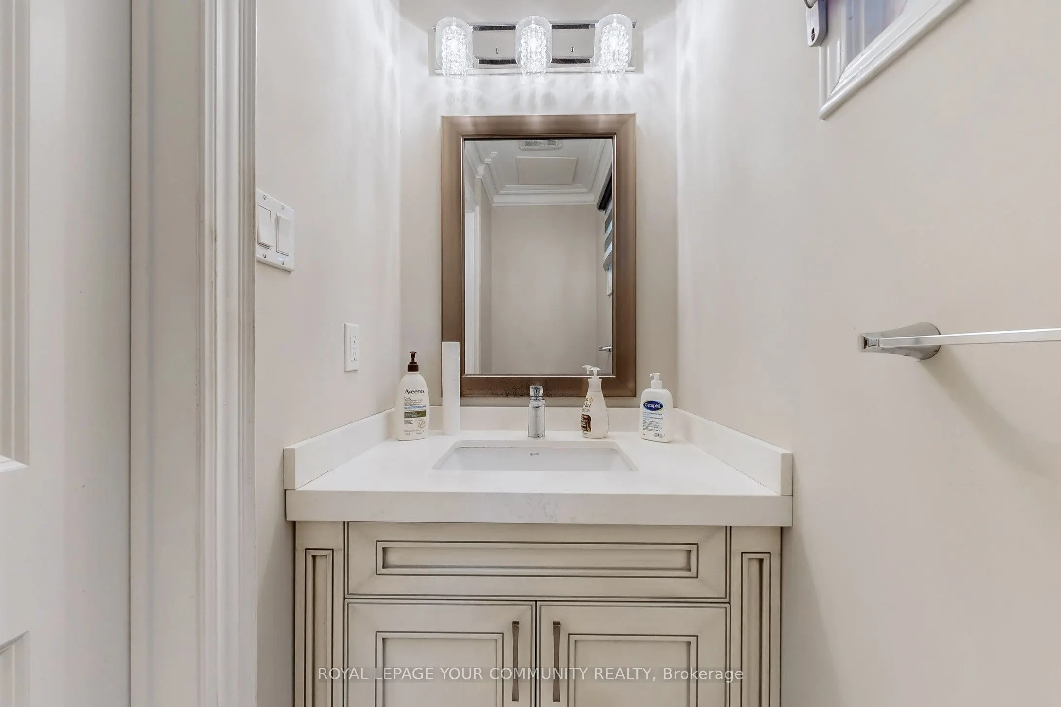 104 Pentland Crescent S