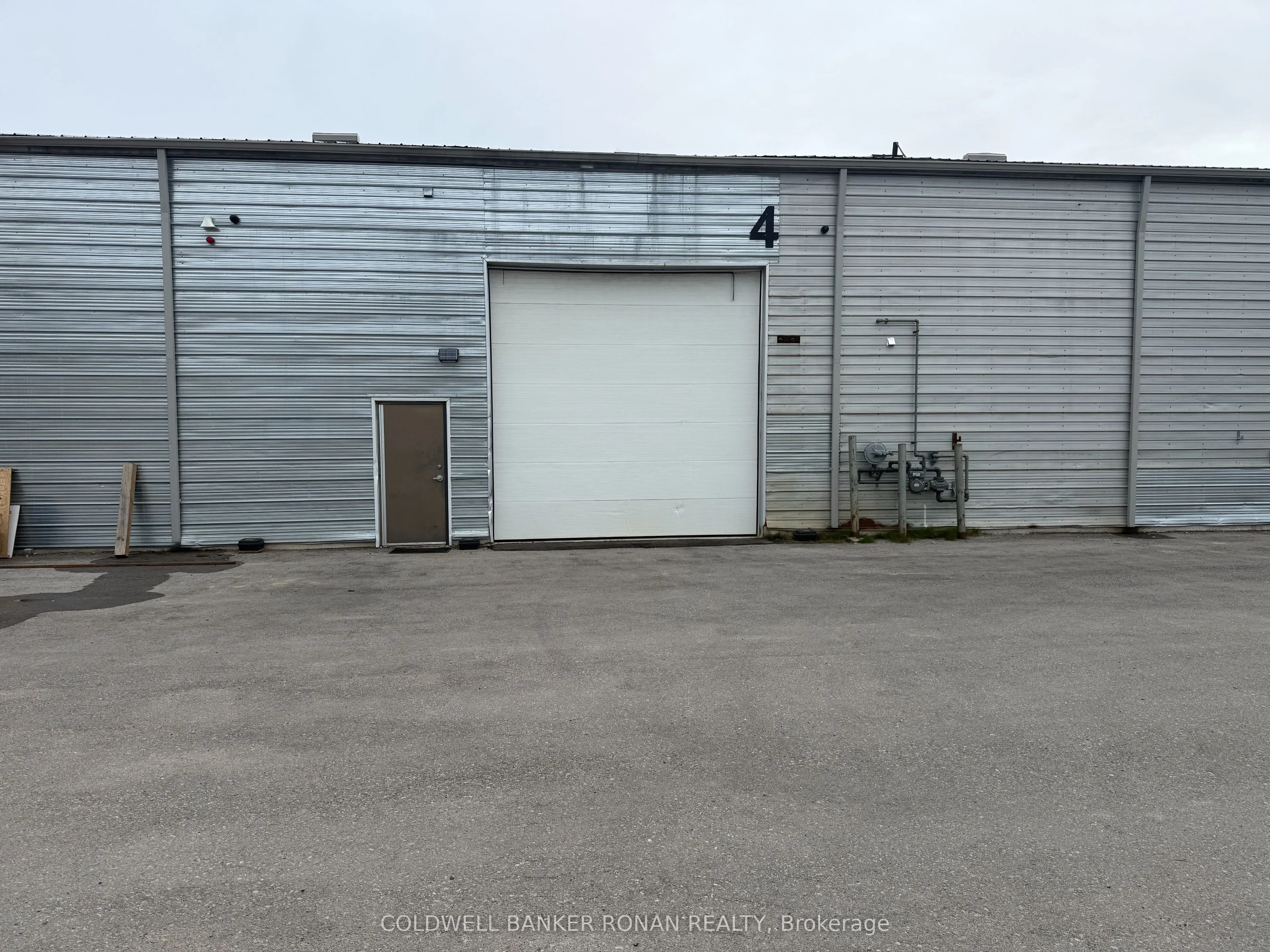 19877 Bathurst Street, #4