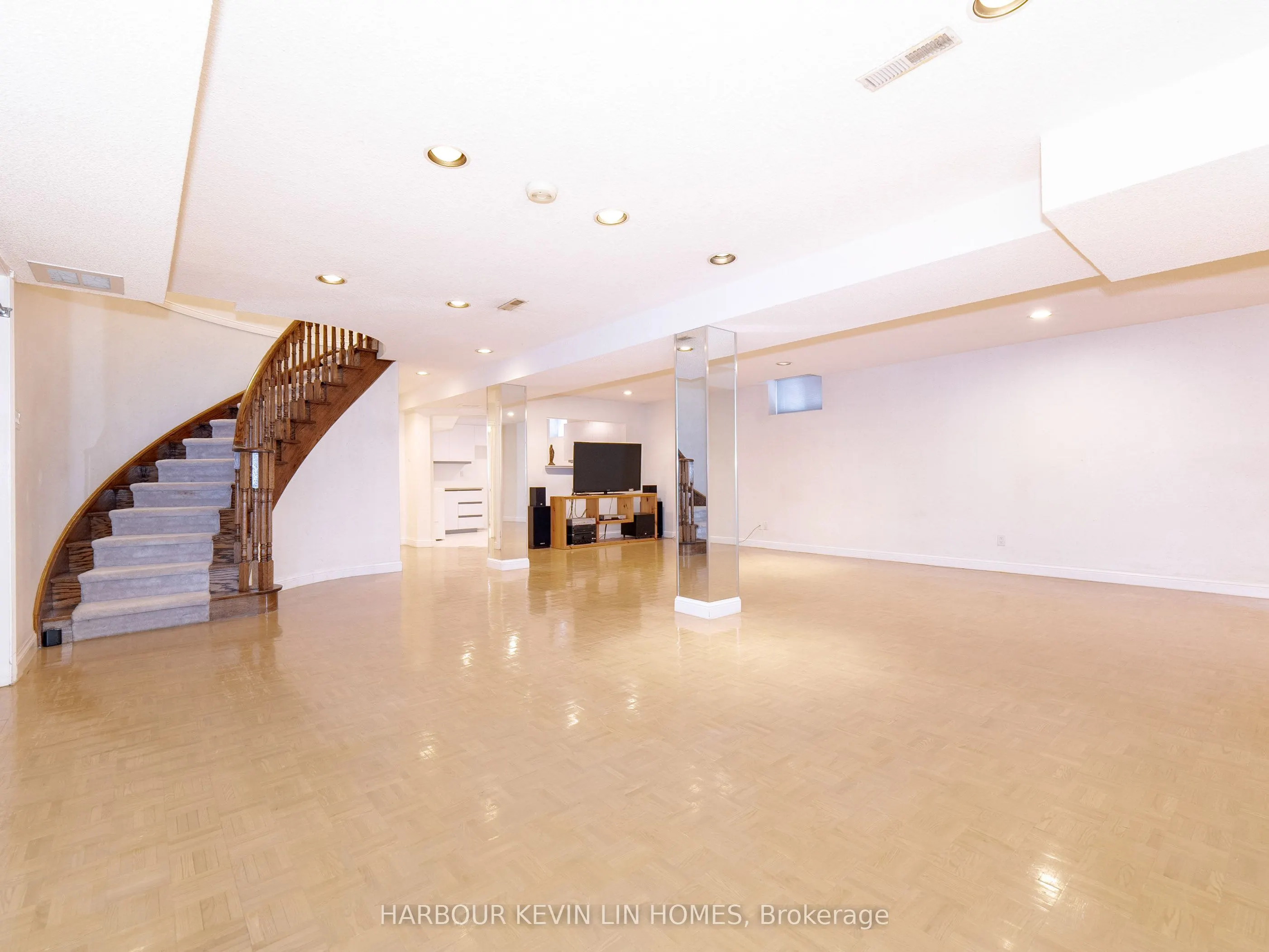 41 Montclair Road