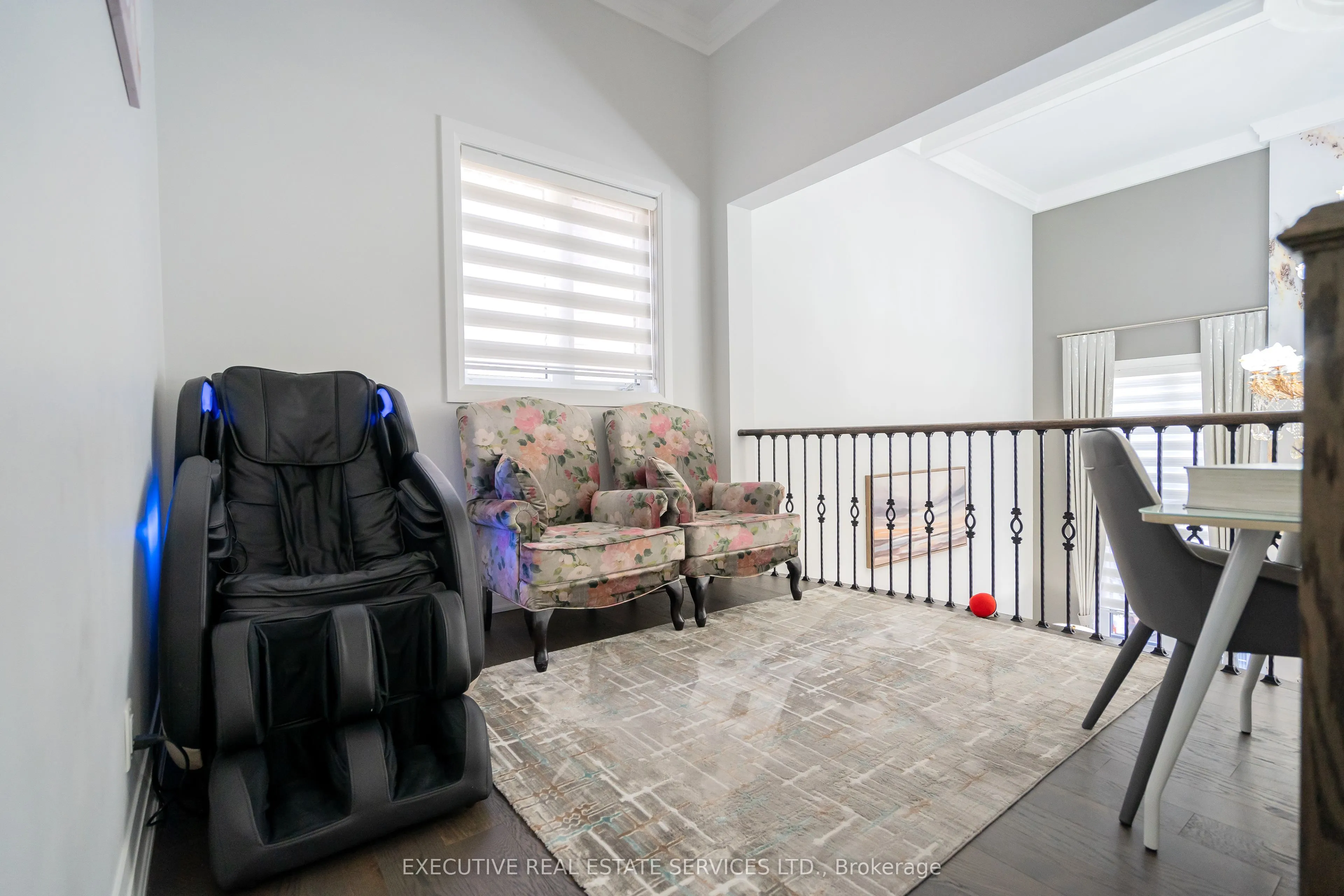 79 Elderslie Crescent E