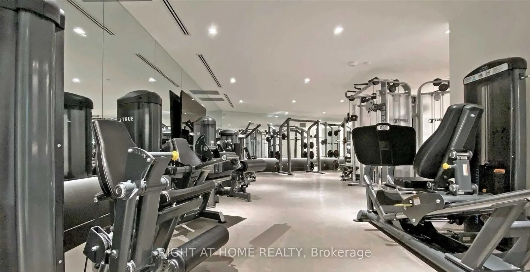 2916 Highway 7 Road W, #411