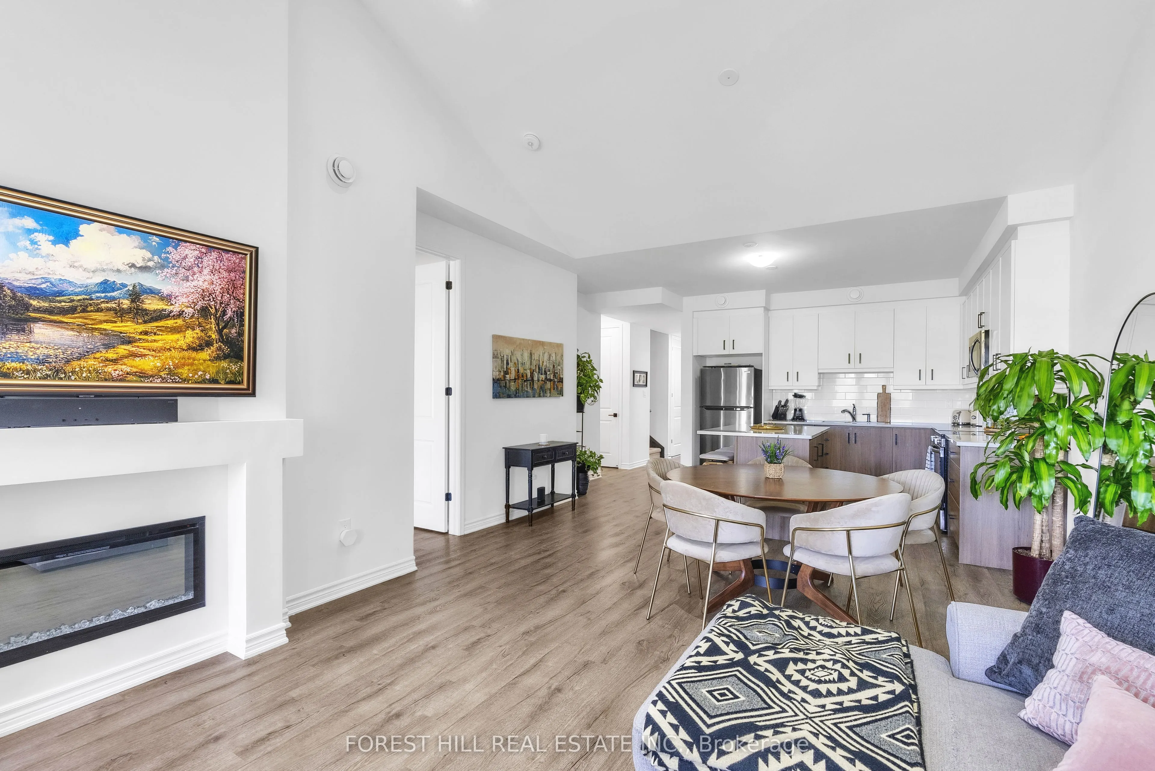 742 Trumbley Place S, #742