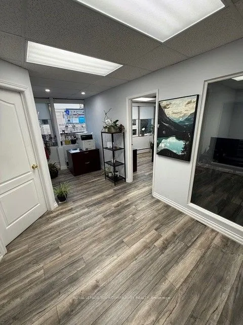 10212 Yonge Street, #206