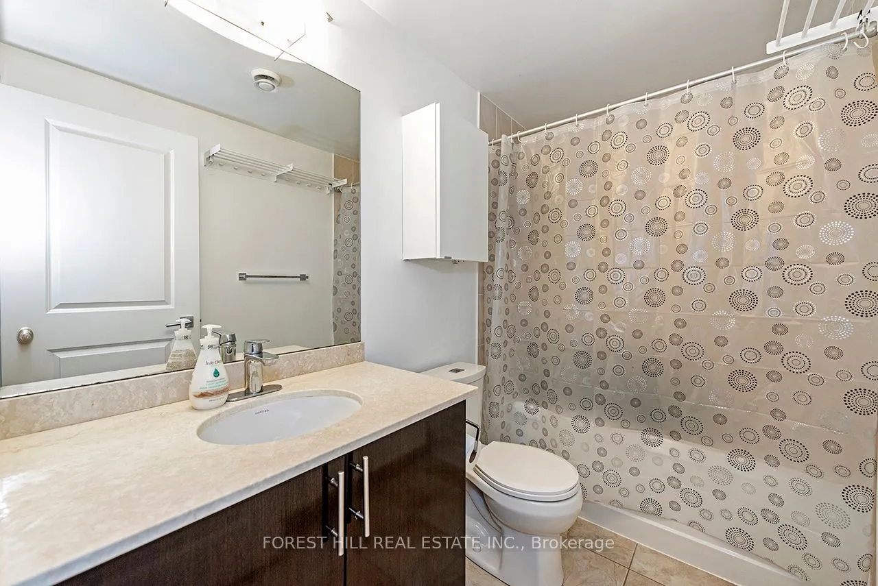 7165 Yonge Street, #733