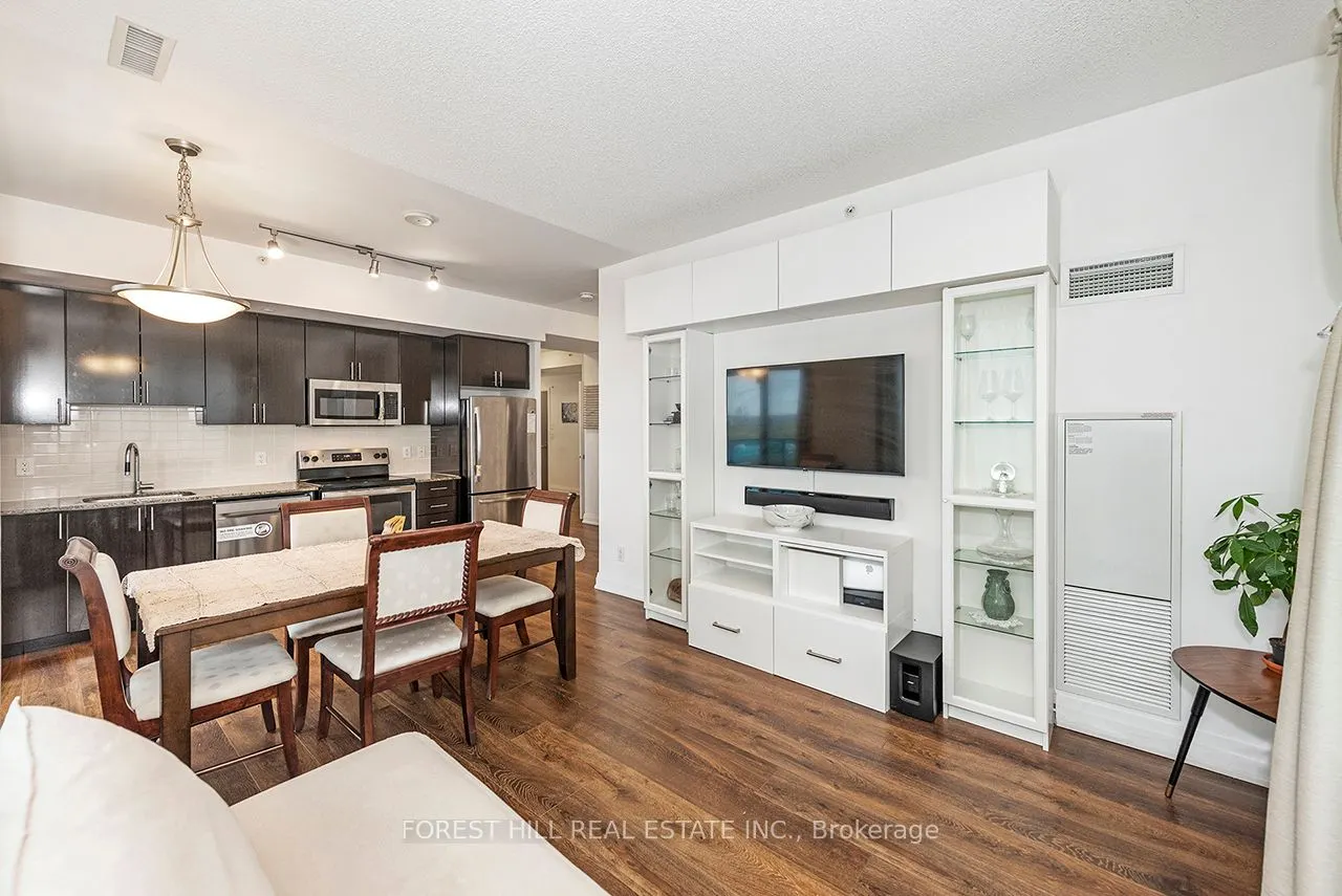 7165 Yonge Street, #733